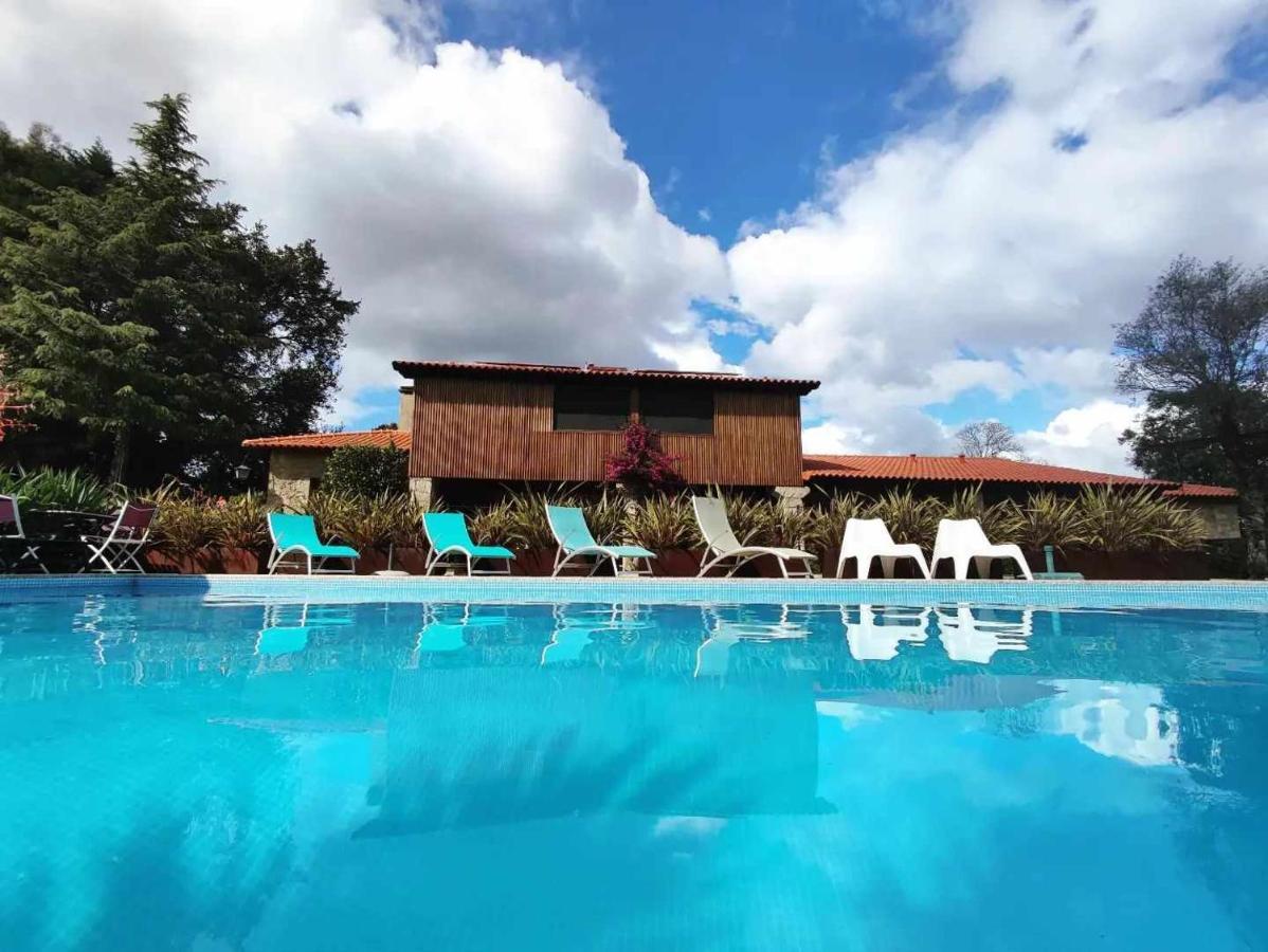 Casas Casal Do Carvalhal - Agroturismo Amares Exterior photo