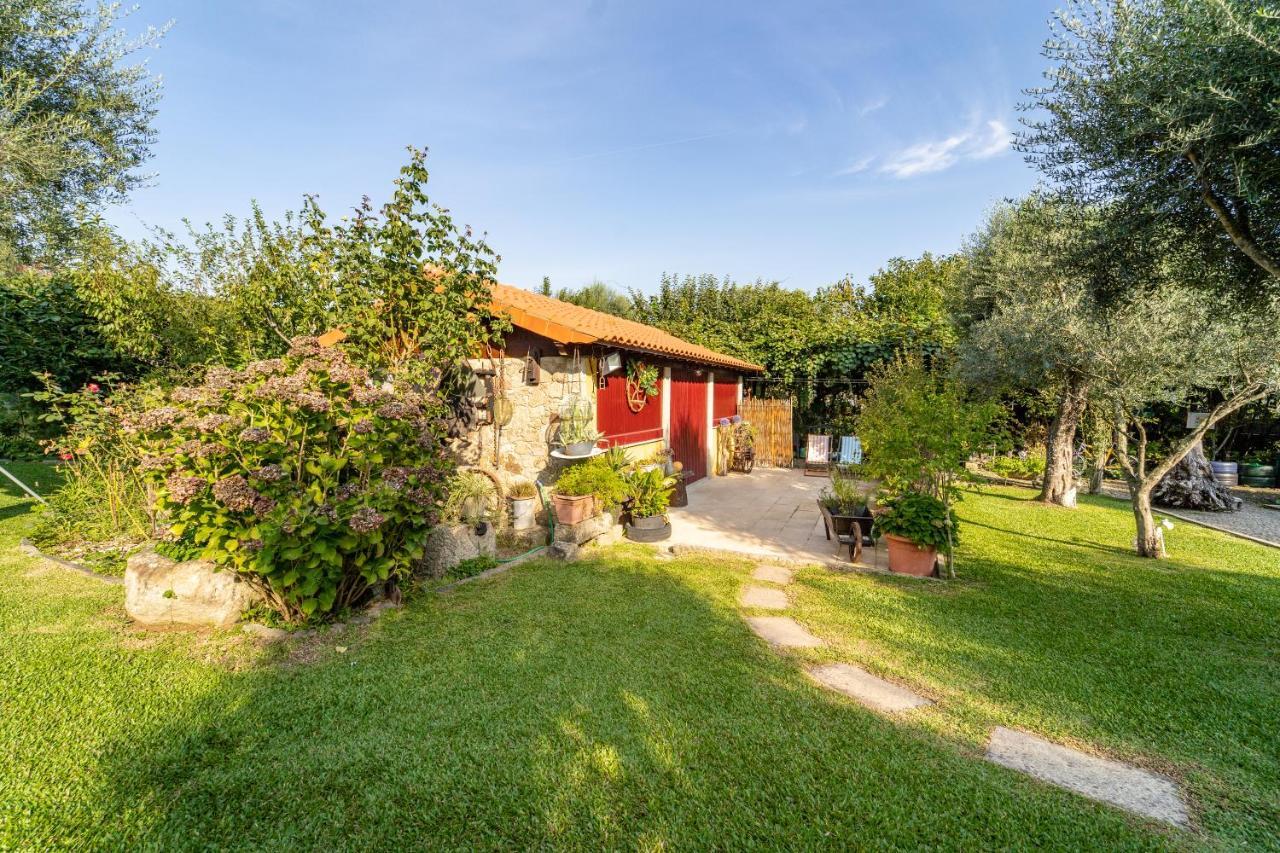 Casas Casal Do Carvalhal - Agroturismo Amares Exterior photo